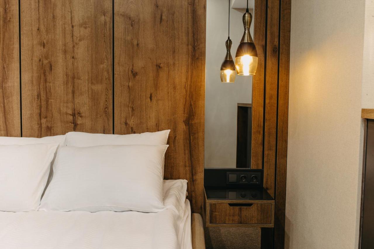 Hotel Sky Station Tiflis Dış mekan fotoğraf