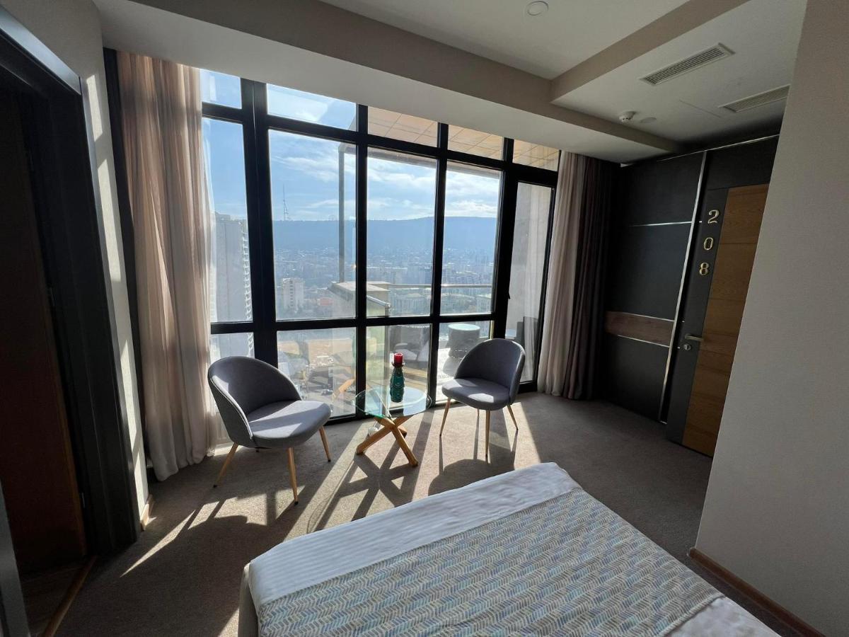 Hotel Sky Station Tiflis Dış mekan fotoğraf
