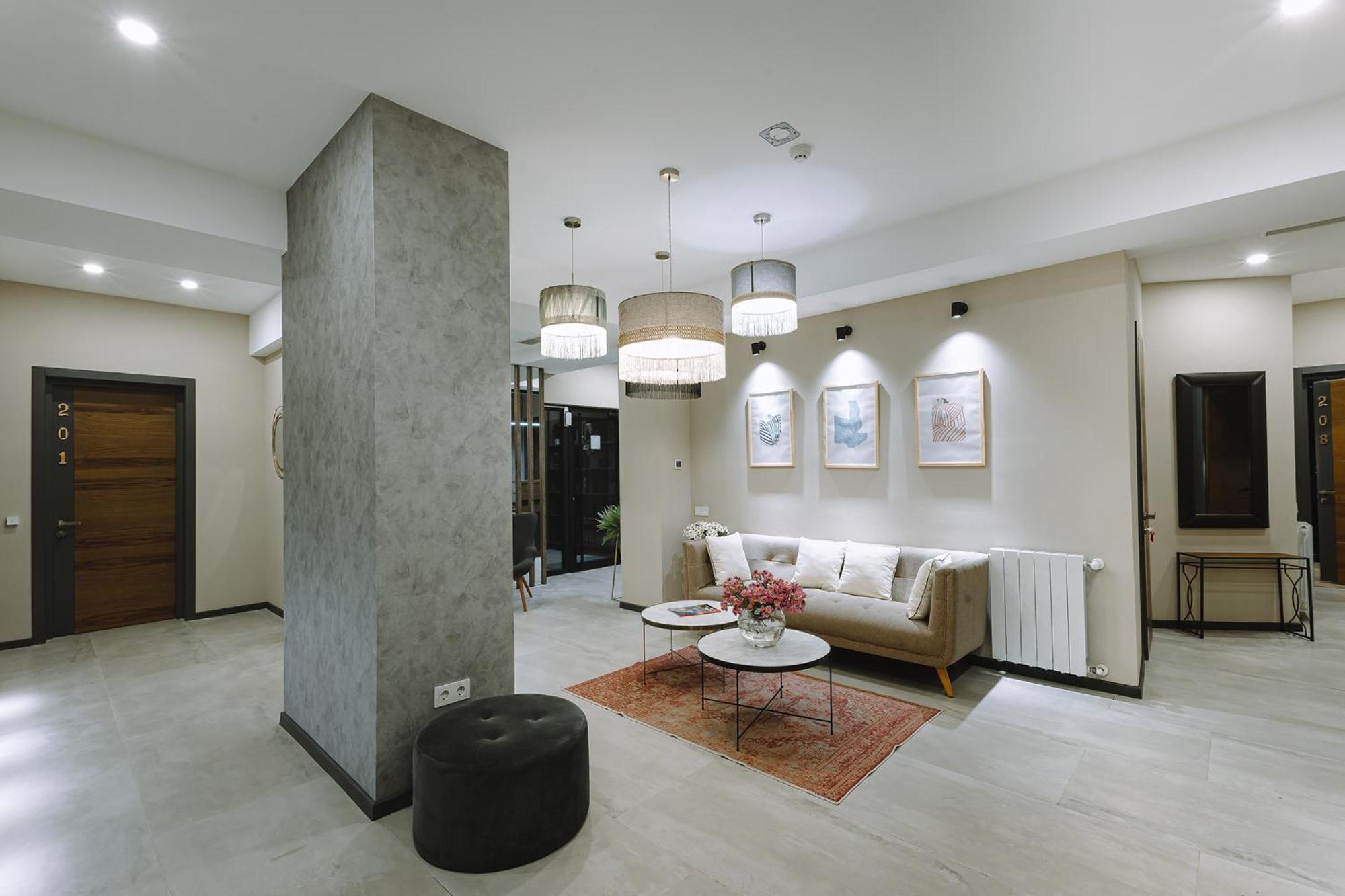 Hotel Sky Station Tiflis Dış mekan fotoğraf