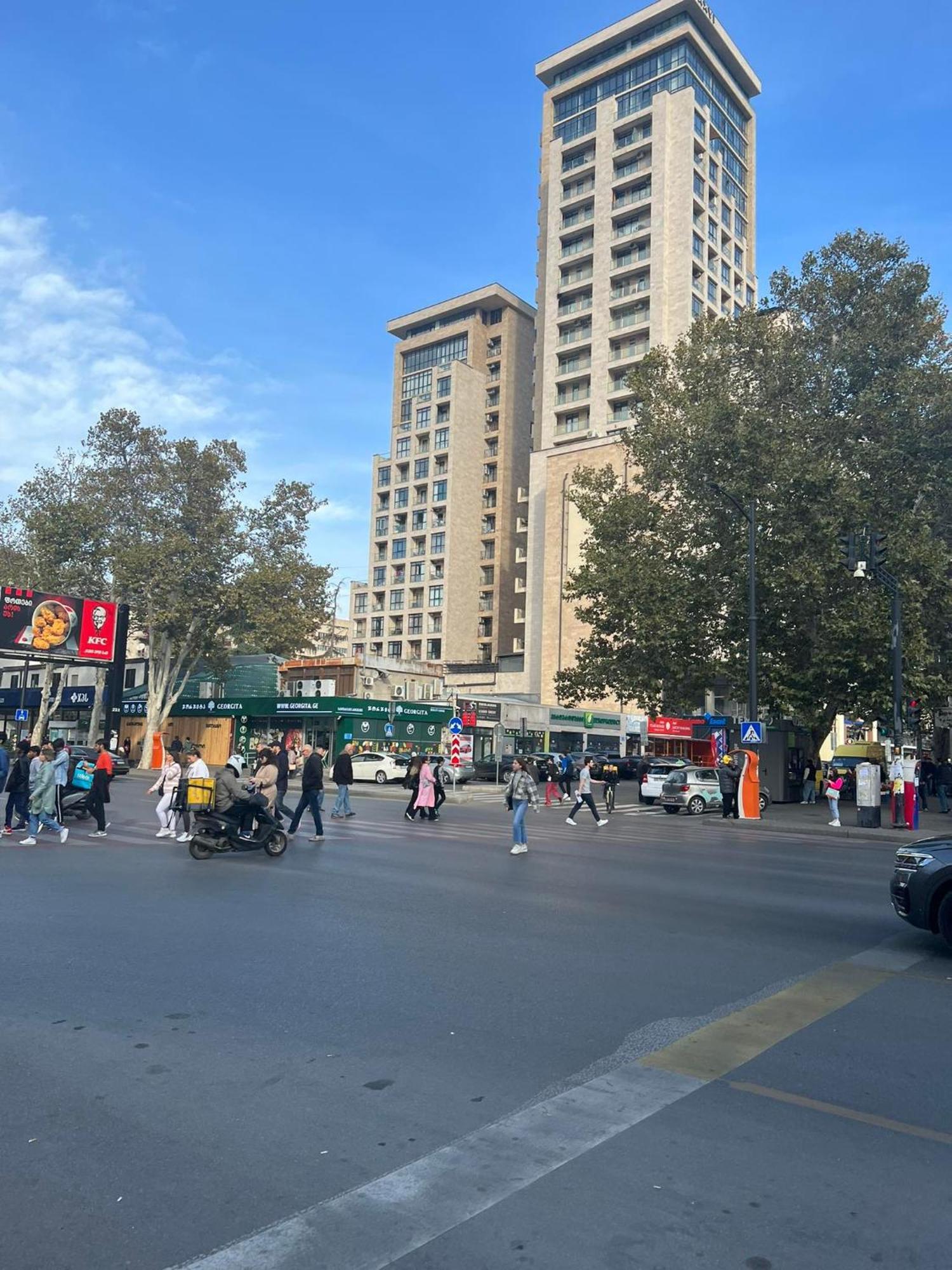 Hotel Sky Station Tiflis Dış mekan fotoğraf