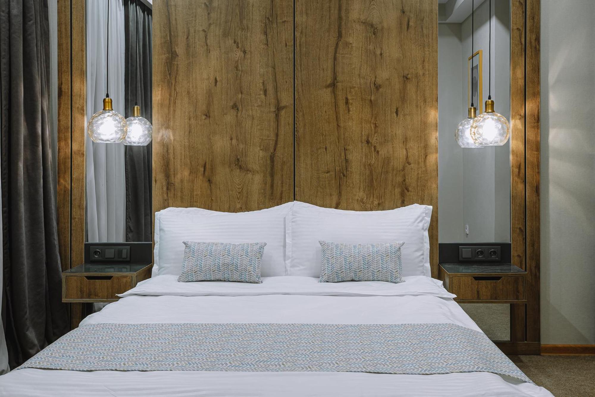 Hotel Sky Station Tiflis Dış mekan fotoğraf