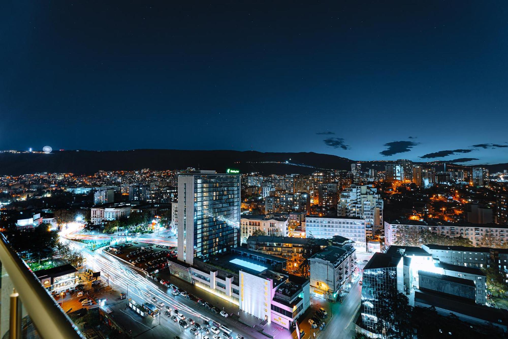 Hotel Sky Station Tiflis Dış mekan fotoğraf